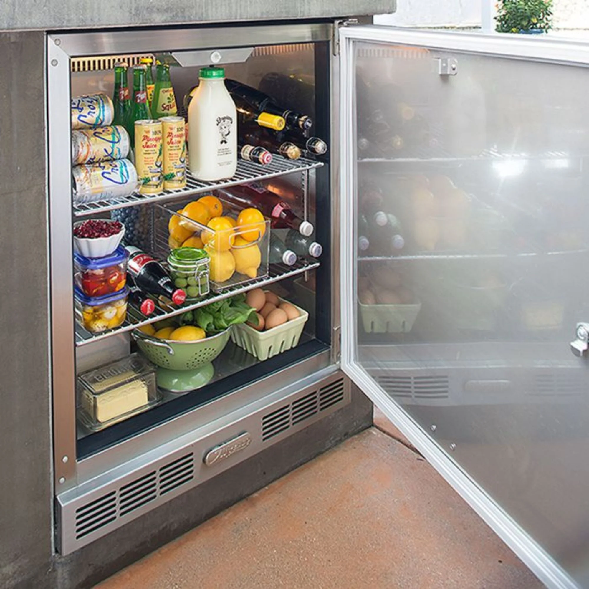 Alfresco 28-Inch 7.2 Cu. Ft. Outdoor Rated Compact Refrigerator & Kegerator - Image 2