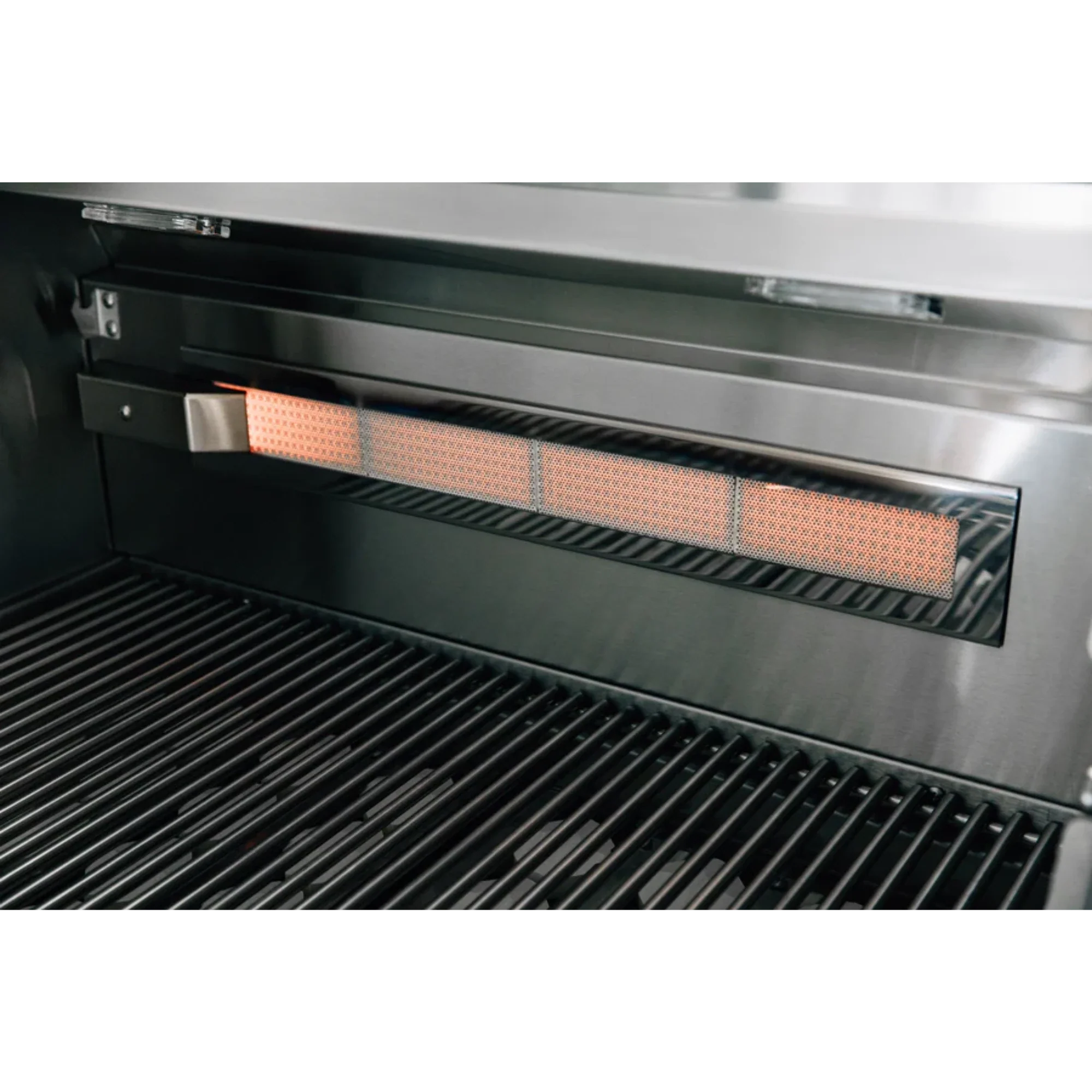 America Made Grills Alturi Grill U-Tube Series 42-Inch Built- In Gas Grill - Image 8