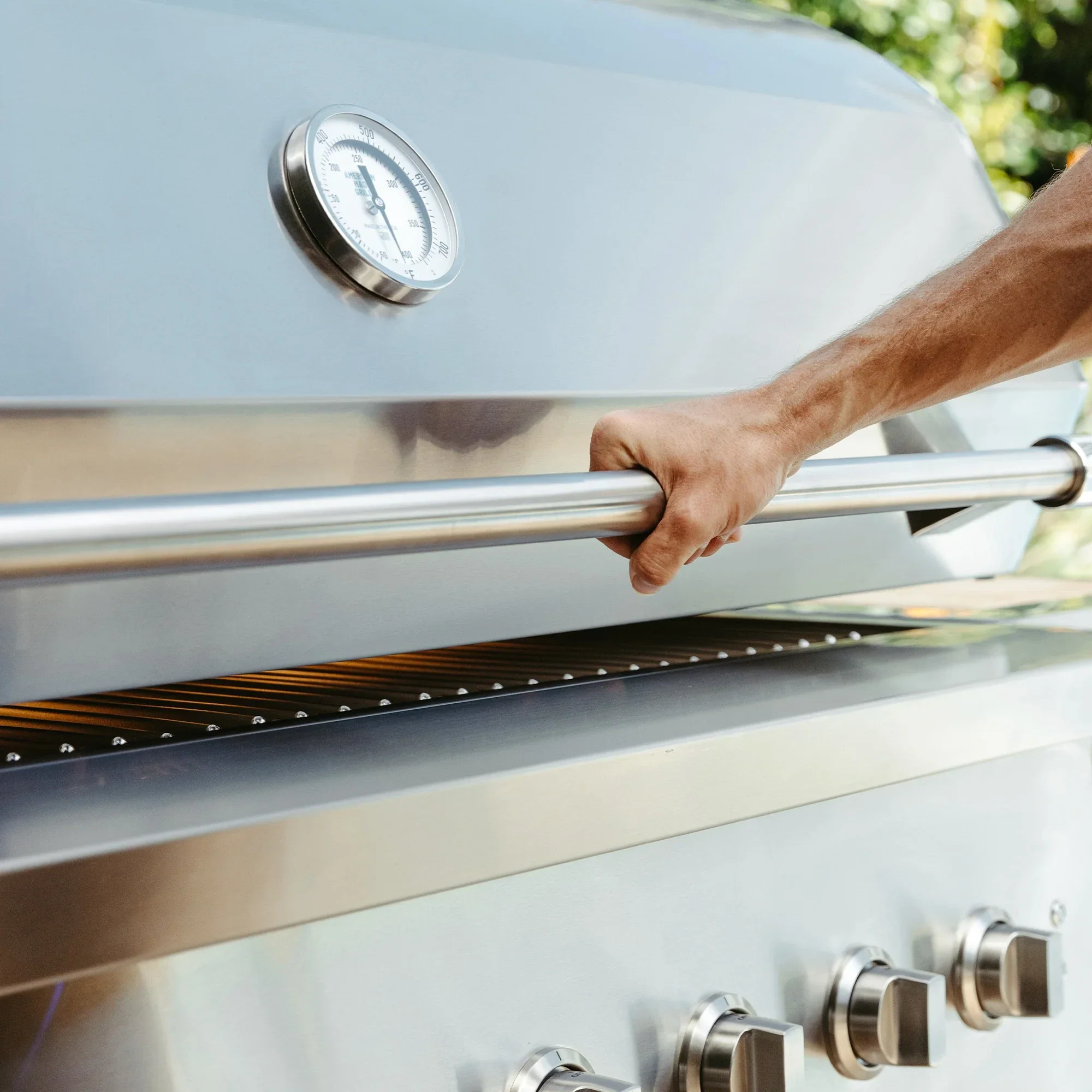 American Made Grills Encore 36-Inch Freestanding Hybrid Grill - Image 3