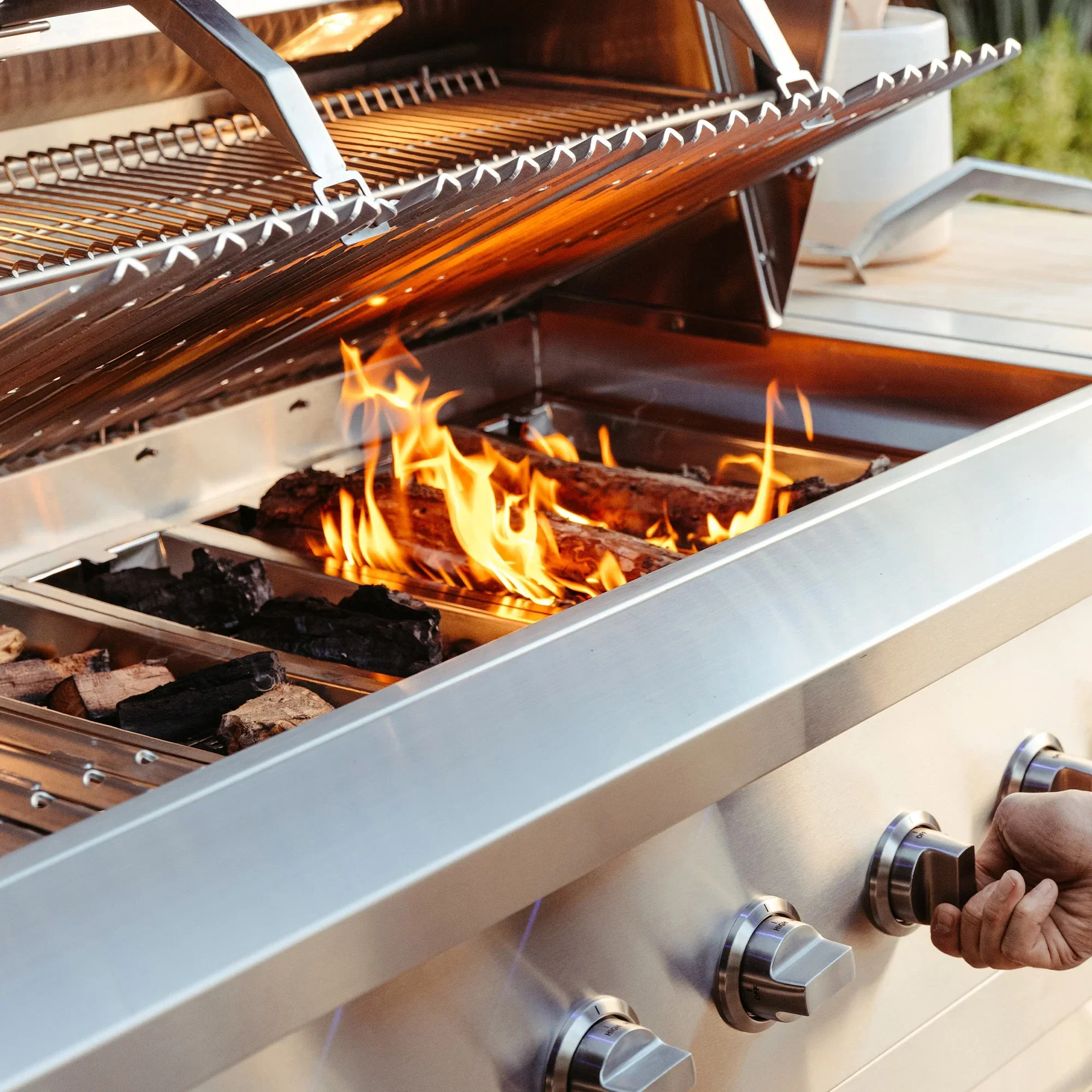 American Made Grills Encore 36-Inch Freestanding Hybrid Grill - Image 9