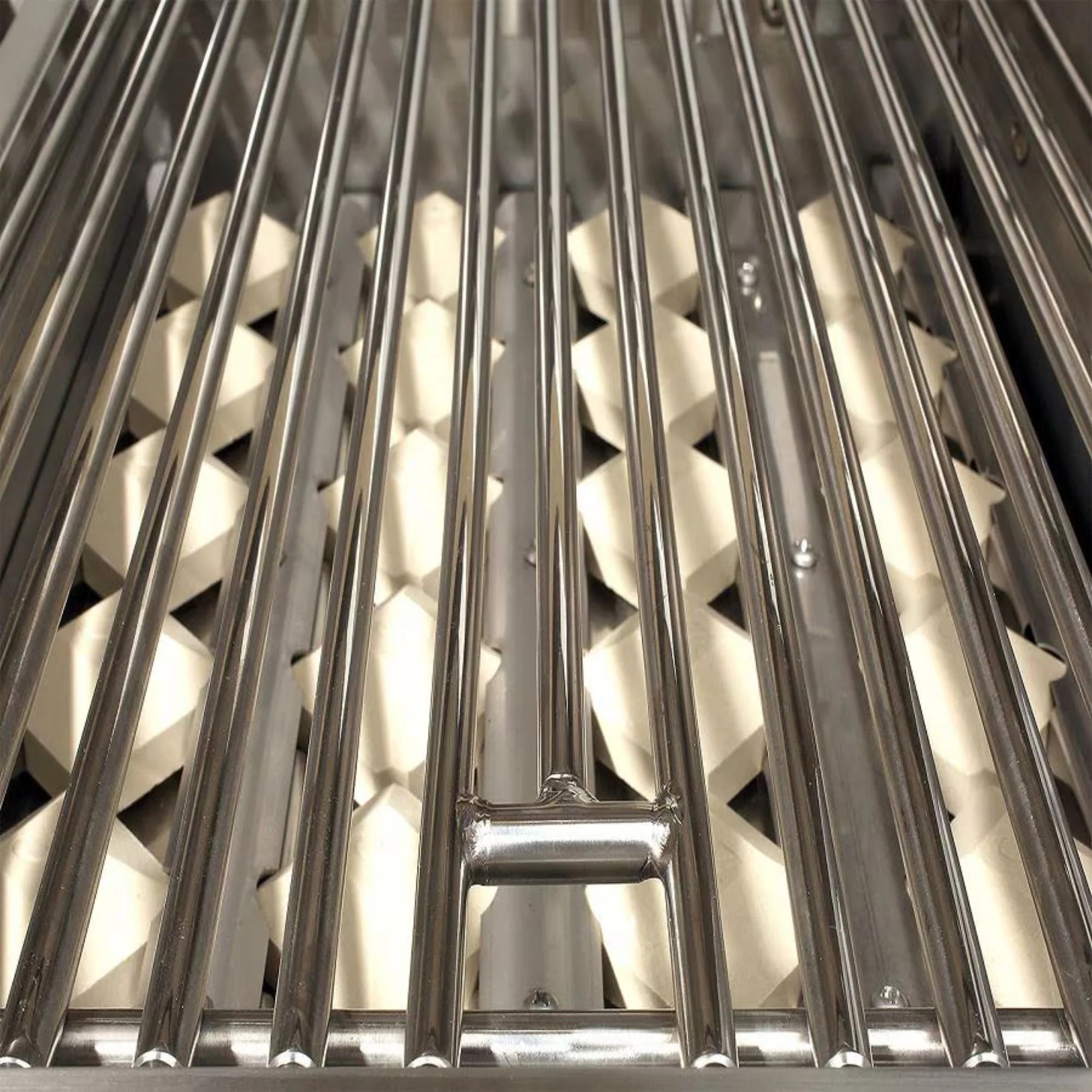 Artisan Professional 36-Inch 3-Burner Freestanding Gas Grill w/ Rotisserie - Image 3