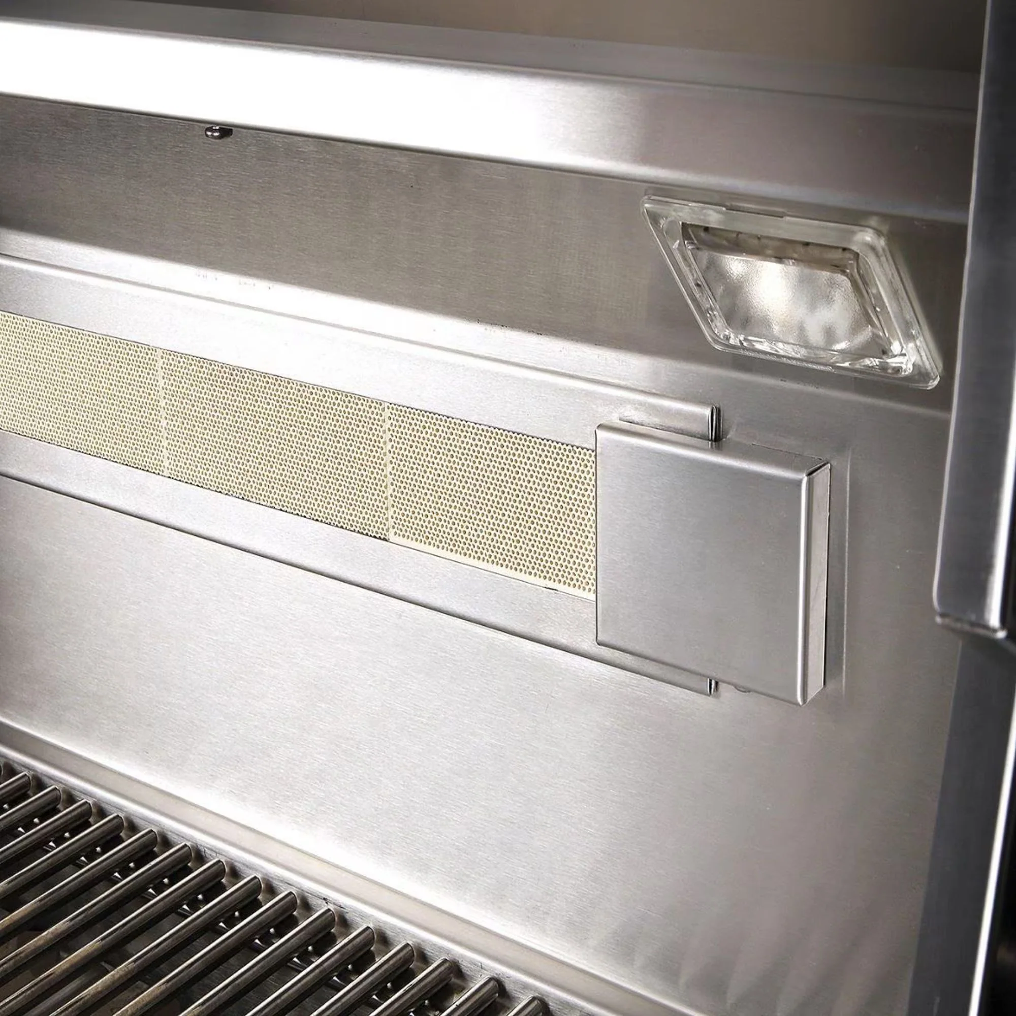 Artisan Professional 36-Inch 3-Burner Freestanding Gas Grill w/ Rotisserie - Image 4