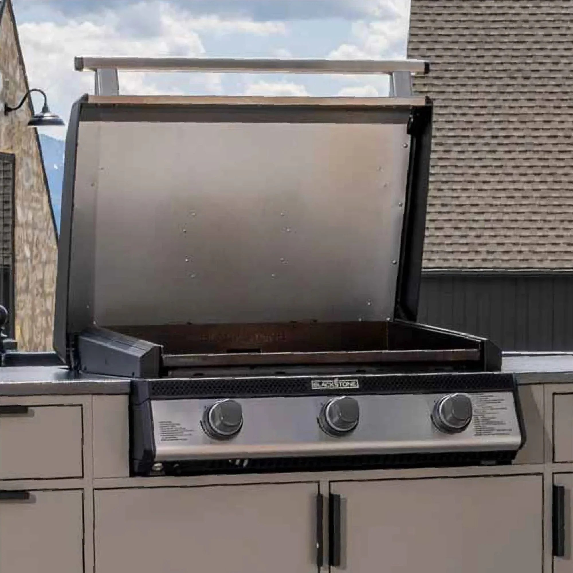 Blackstone 28-Inch Drop-in Griddle with Hood - Image 2