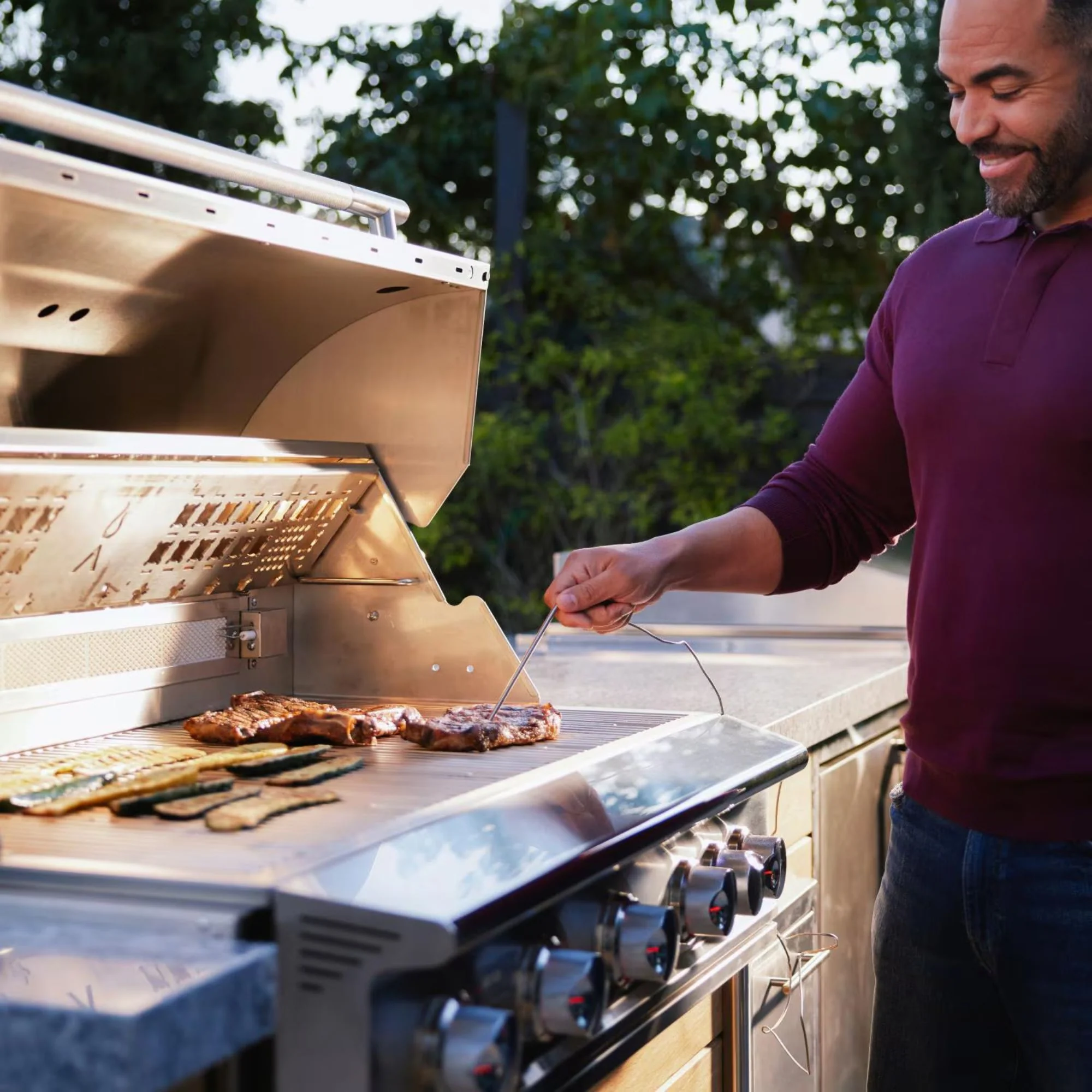 Blaze LTE PRO 32-Inch 4-Burner Built-in Gas Grill w/ Digital Temperature Screen & Rear Infrared Burner - Image 6