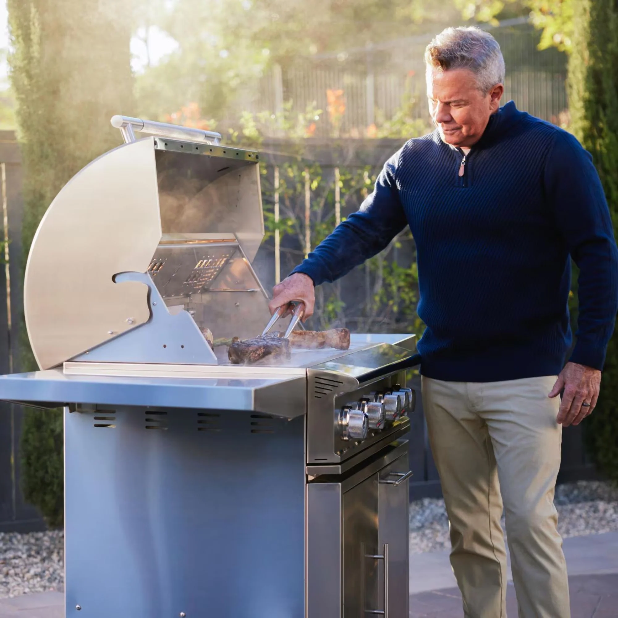 Blaze LTE PRO 32-Inch 4-Burner Freestanding Gas Grill w/ Digital Temperature Screen & Rear Infrared Burner - Image 4