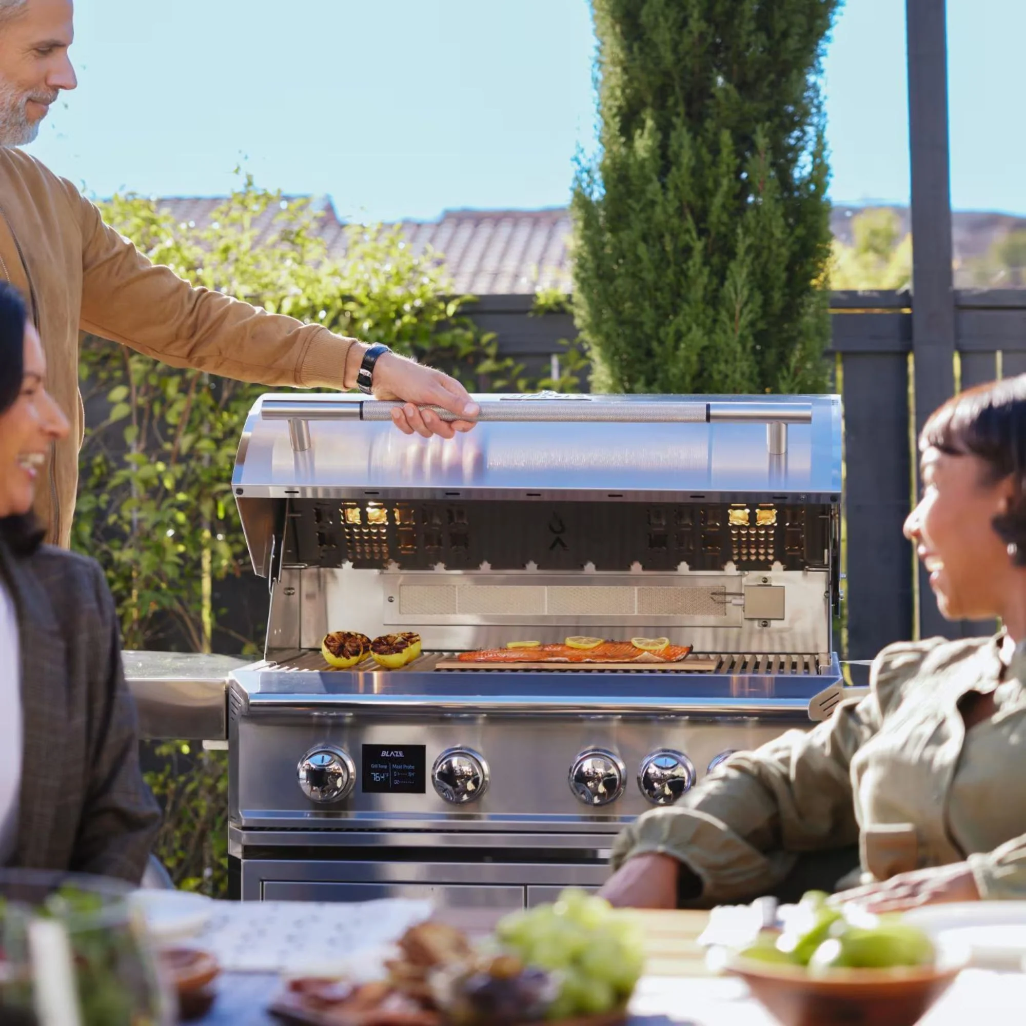Blaze LTE PRO 32-Inch 4-Burner Freestanding Gas Grill w/ Digital Temperature Screen & Rear Infrared Burner - Image 5