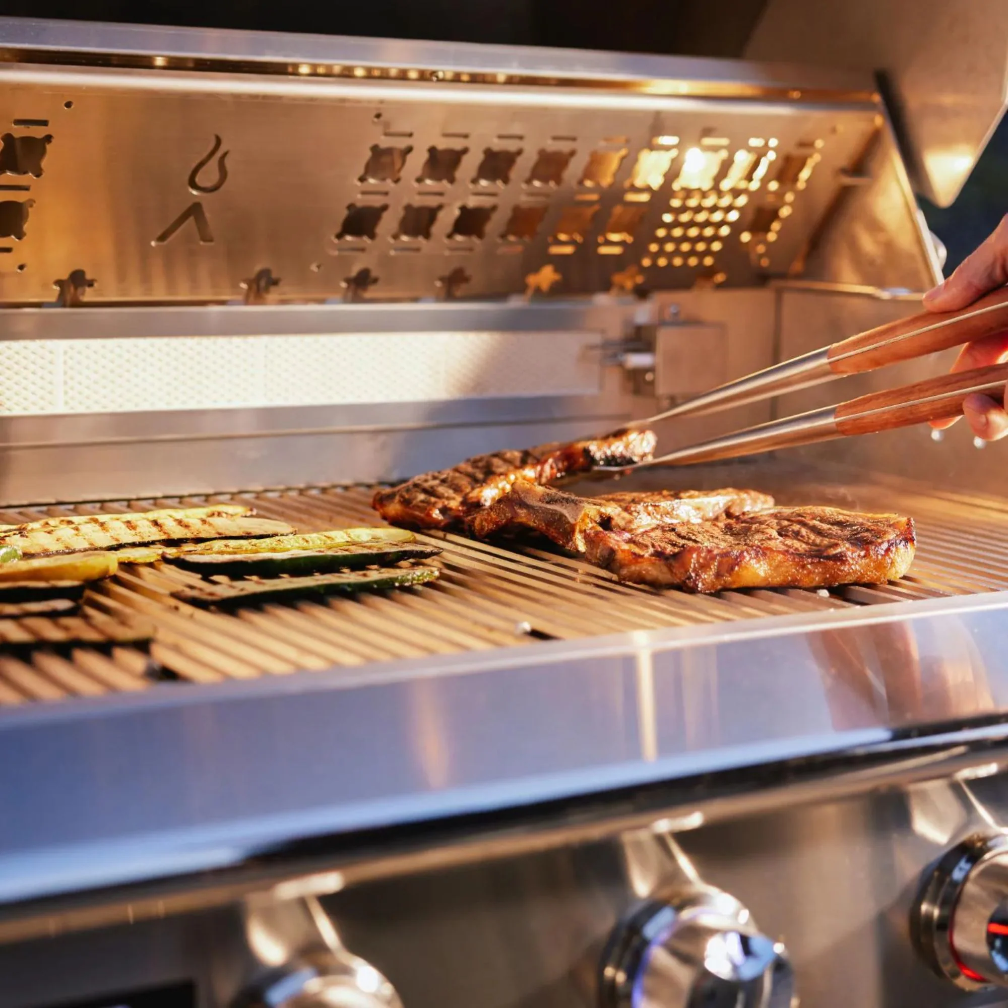 Blaze LTE PRO 40-Inch 5-Burner Built-in Gas Grill w/ Digital Temperature Screen & Rear Infrared Burner - Image 3