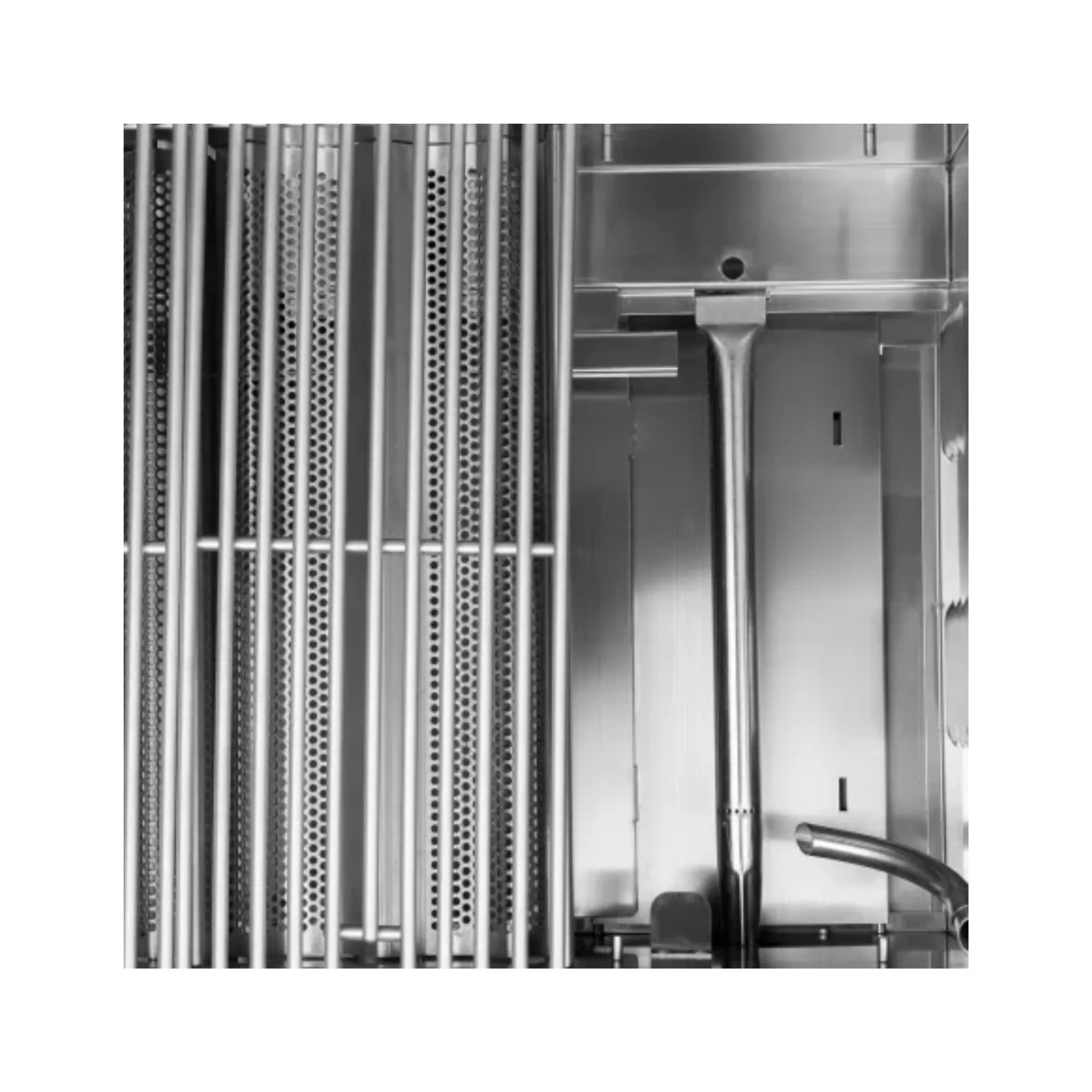 Blaze Prelude LBM 25-Inch 3-Burner Gas Built-In Grill - Image 2