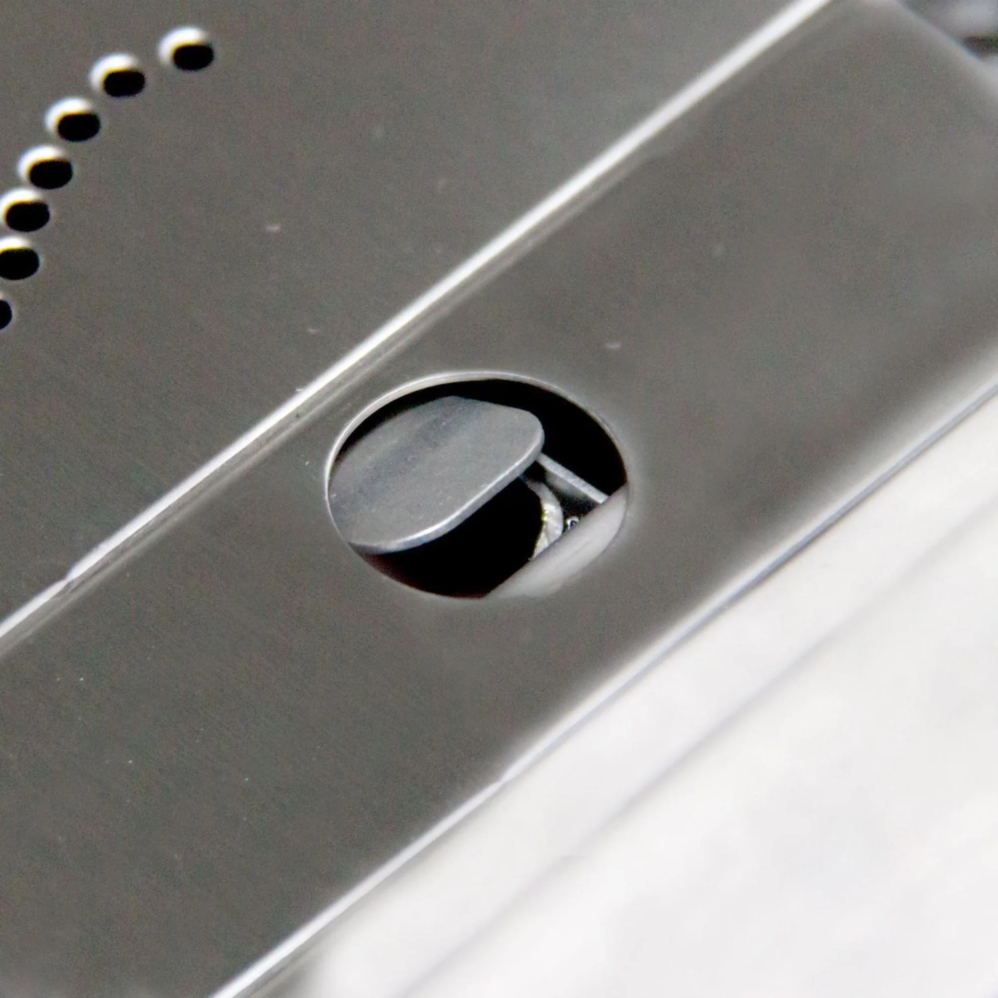 Blaze Stainless Steel Smoker Box for Professional LUX Gas Grills - Image 3