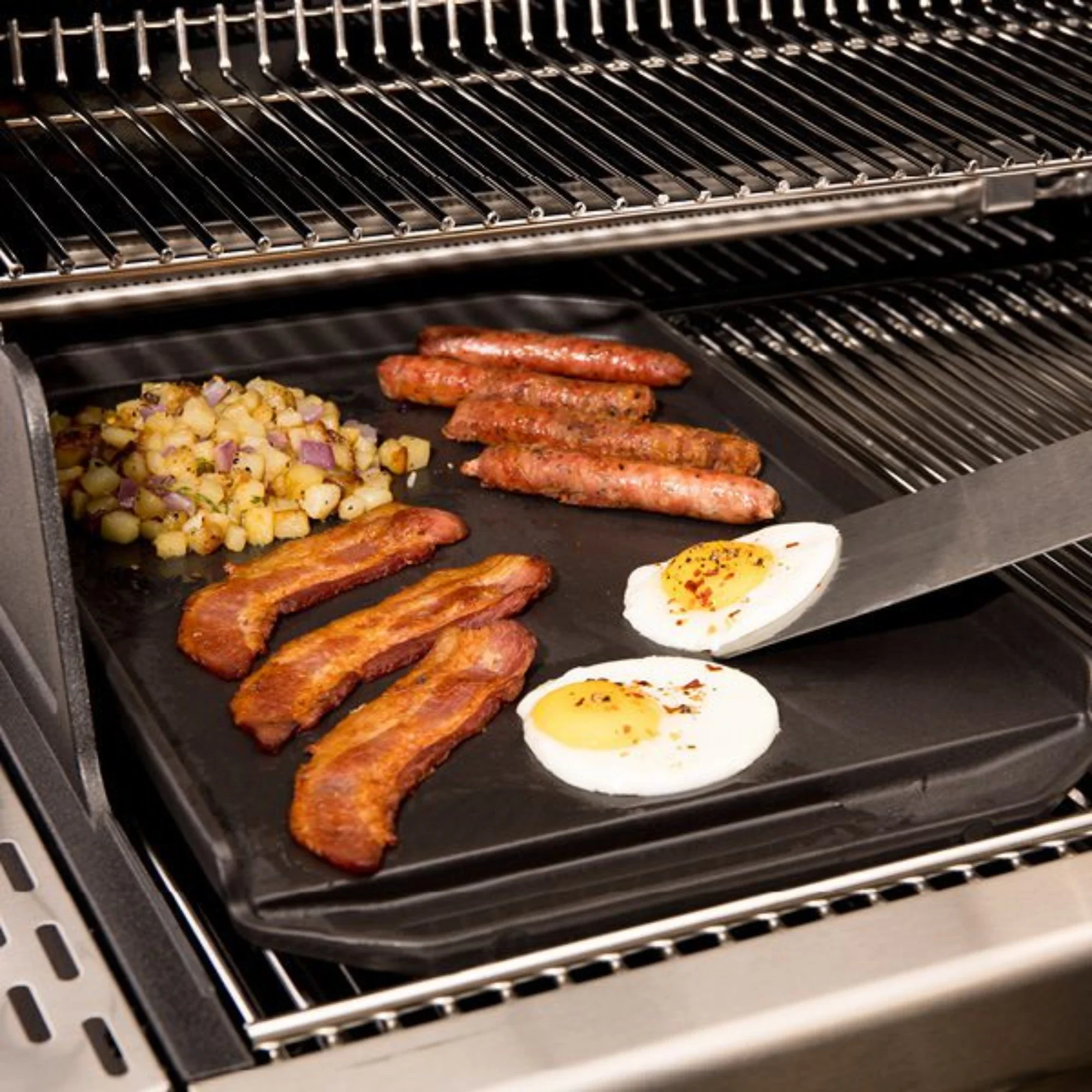Broil King Cast Iron Plancha - Image 3