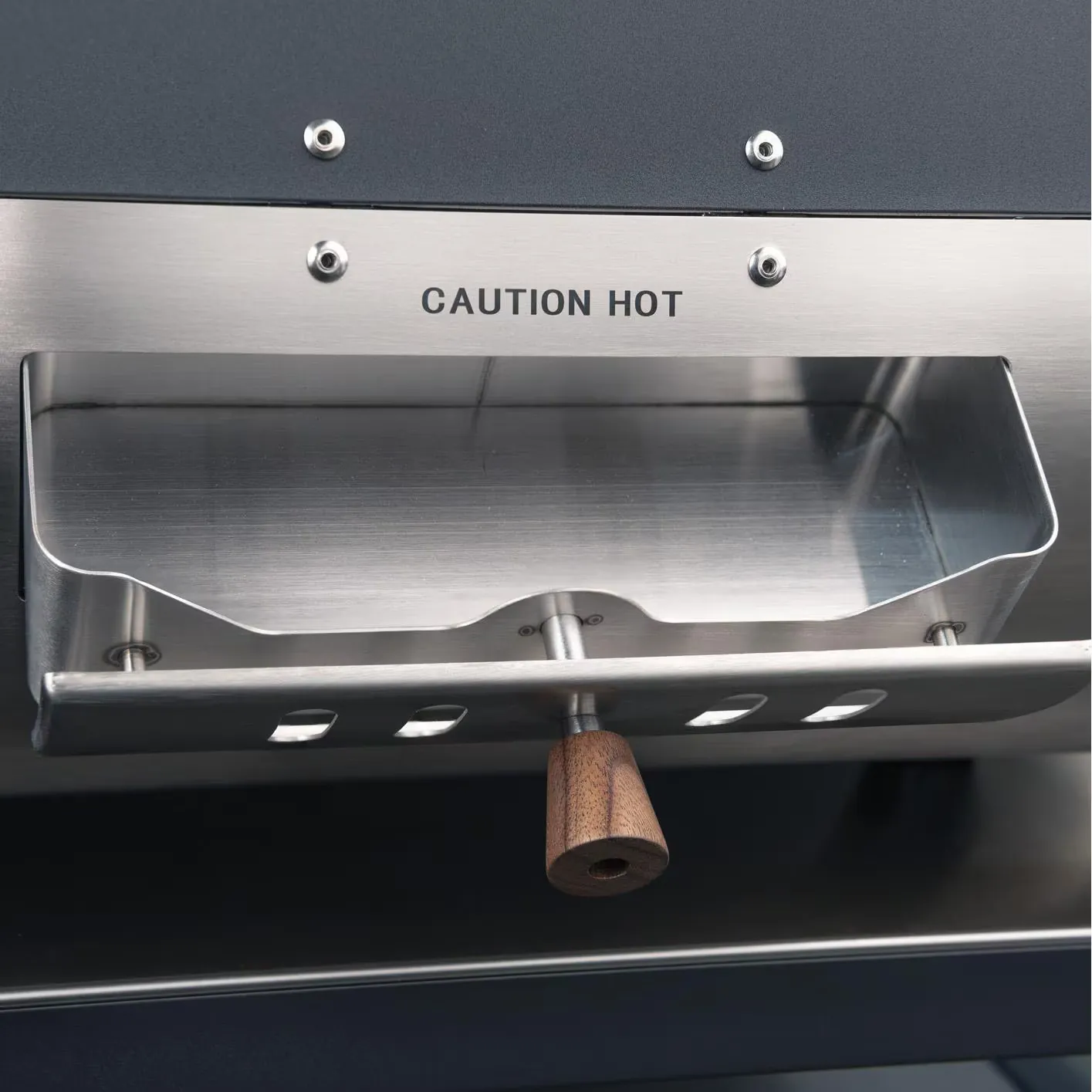 Bull 69550 Dual Fuel Countertop Pizza Oven - Image 4