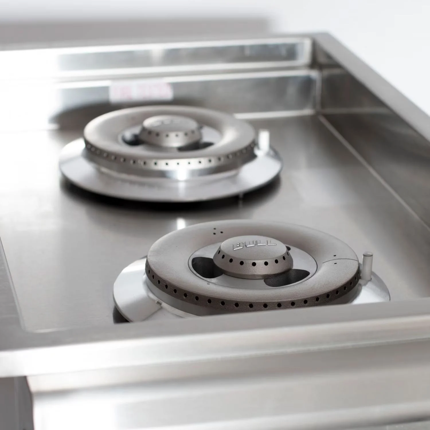 Bull Built-In Gas Double Side Burner w/ Stainless Steel Lid - Image 5
