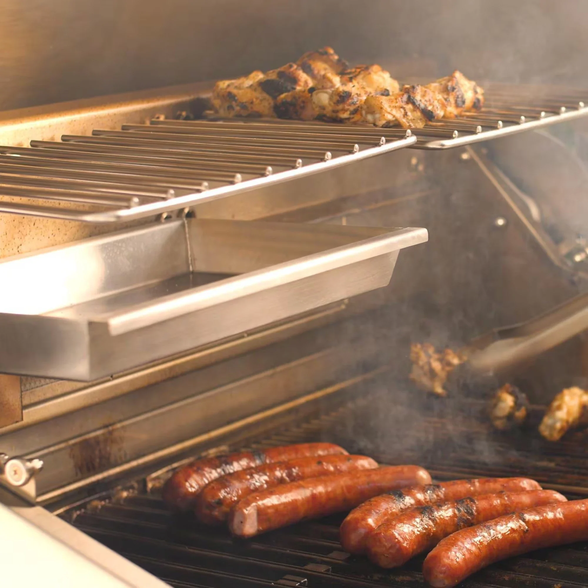 DCS Series 9 36-Inch Built-In Gas Grill w/ Charcoal Smoker Box - Image 4