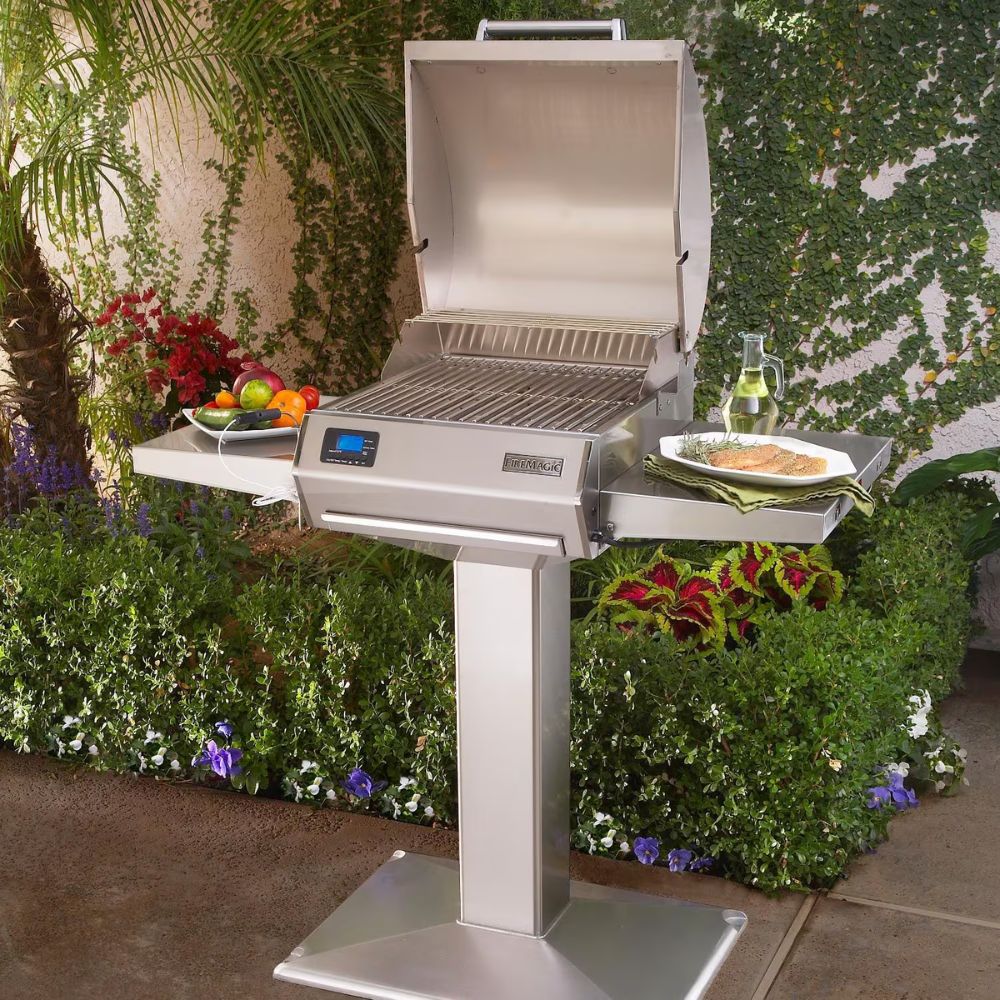 Fire Magic 1800 Watt Electric Grill On Patio Post - Image 4