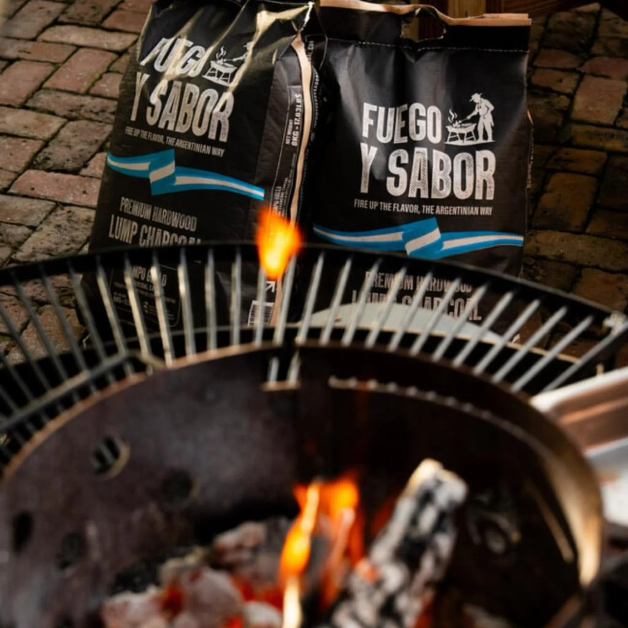 Fuego Y Sabor Premium Harwood Lump Charcoal, 17.6 lbs - Image 4
