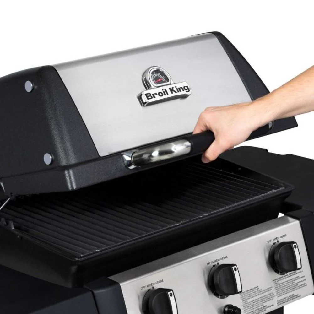 Broil King GEM™ 320 LP Freestanding Gas Grill - Image 8