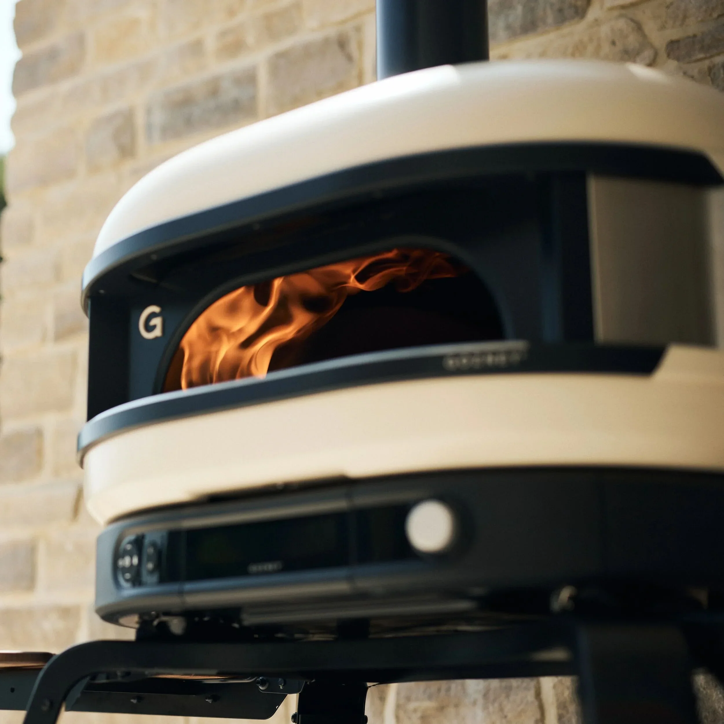 Gozney Dome Gen 2 Bone Dual Fuel Freestanding Outdoor Pizza Oven - Image 3