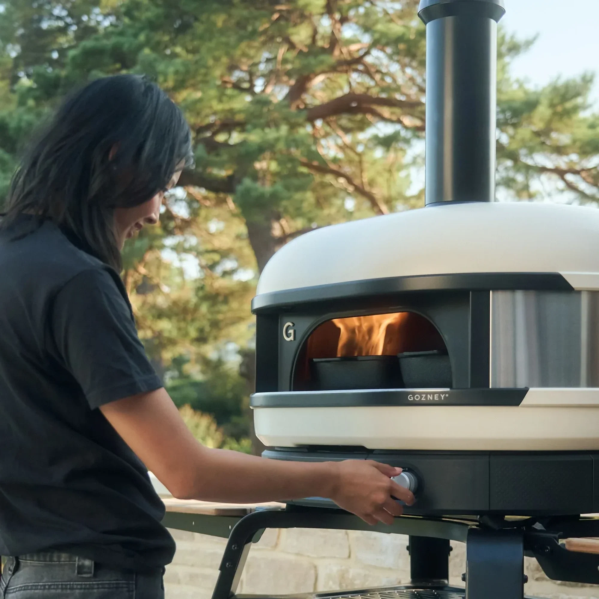 Gozney Dome Gen 2 Bone Dual Fuel Freestanding Outdoor Pizza Oven Essentials Bundle - Image 7