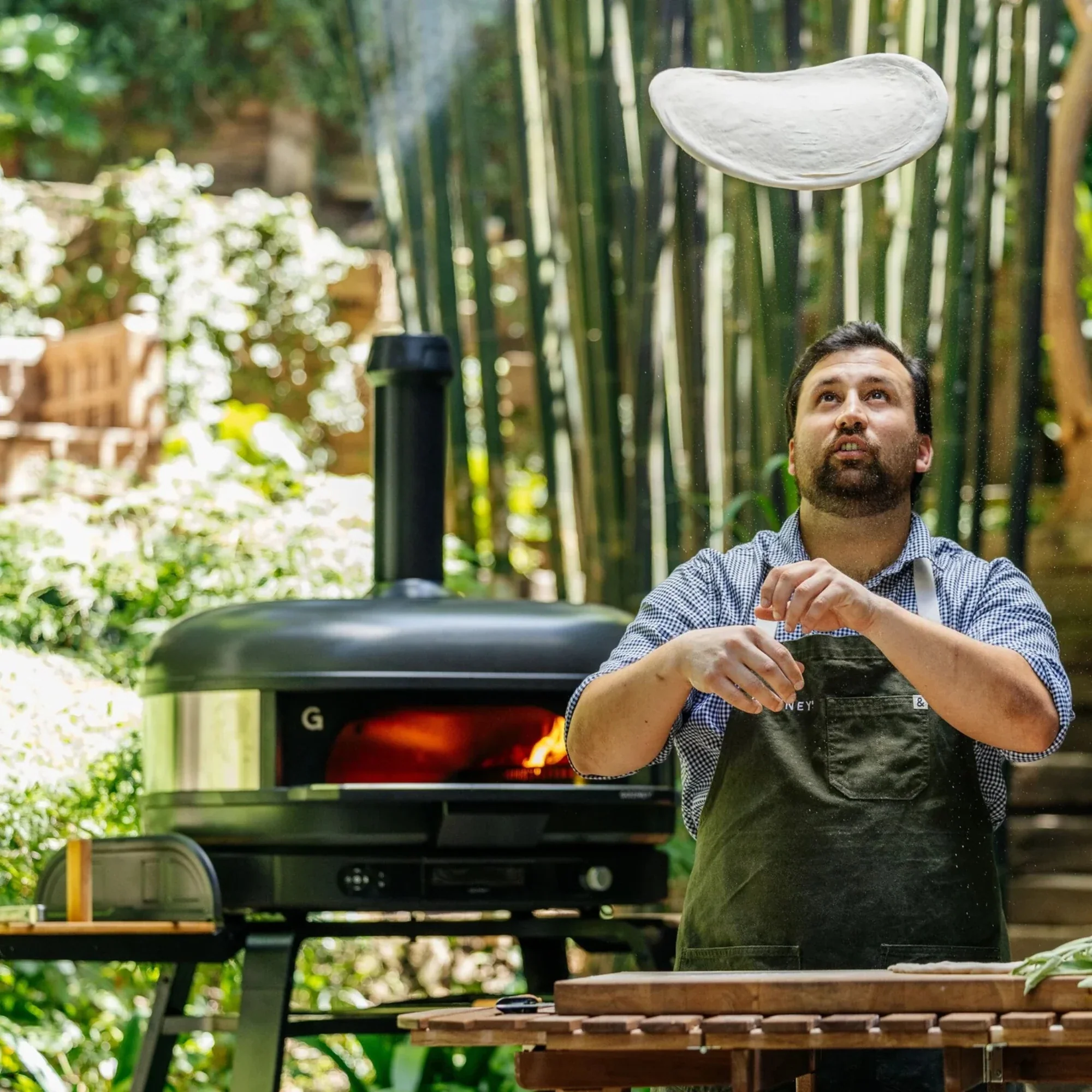 Gozney Dome XL Gen 2 Off-Black Dual Fuel Built-In Outdoor Pizza Oven - Image 4