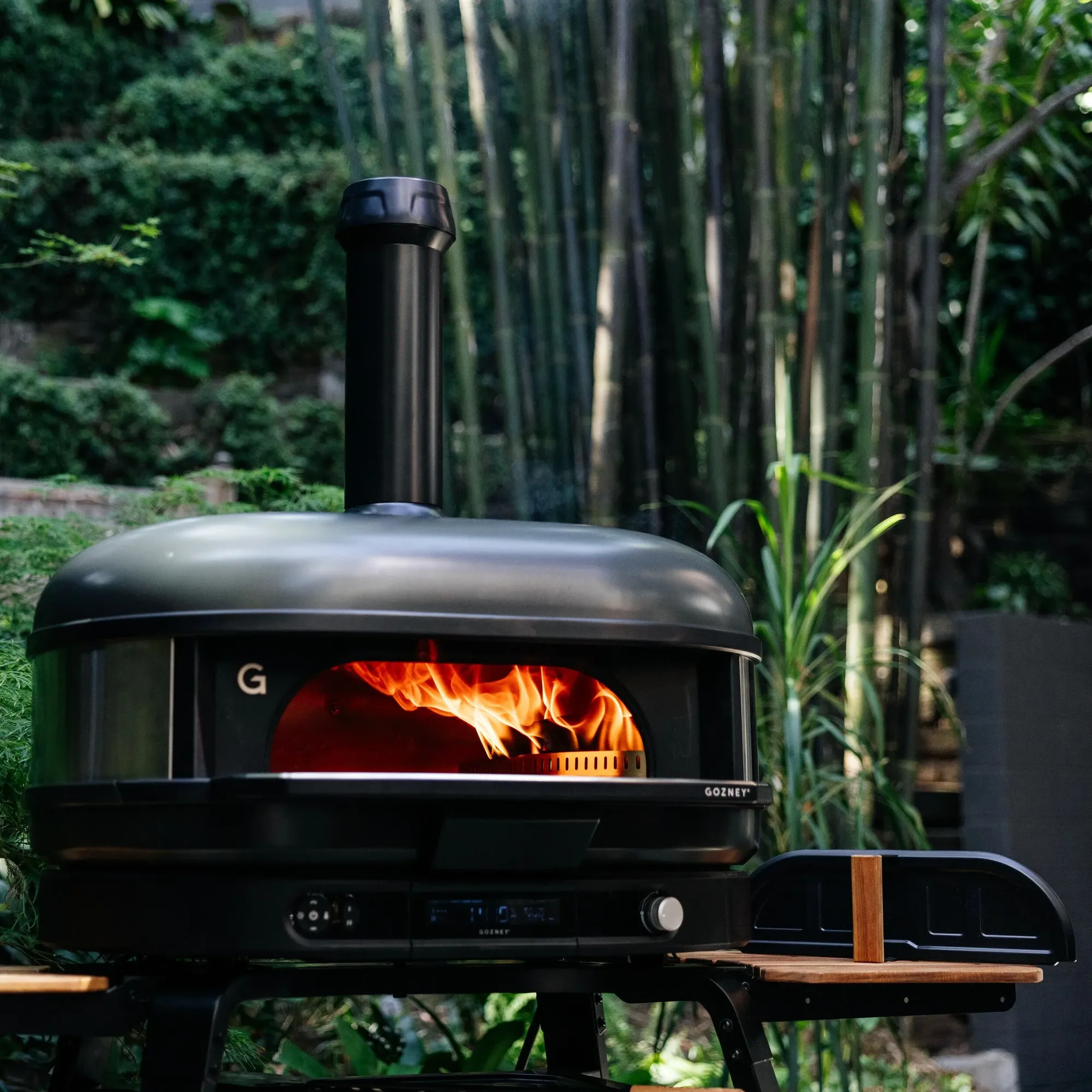 Gozney Dome XL Gen 2 Off-Black Dual Fuel Freestanding Outdoor Pizza Oven - Image 5