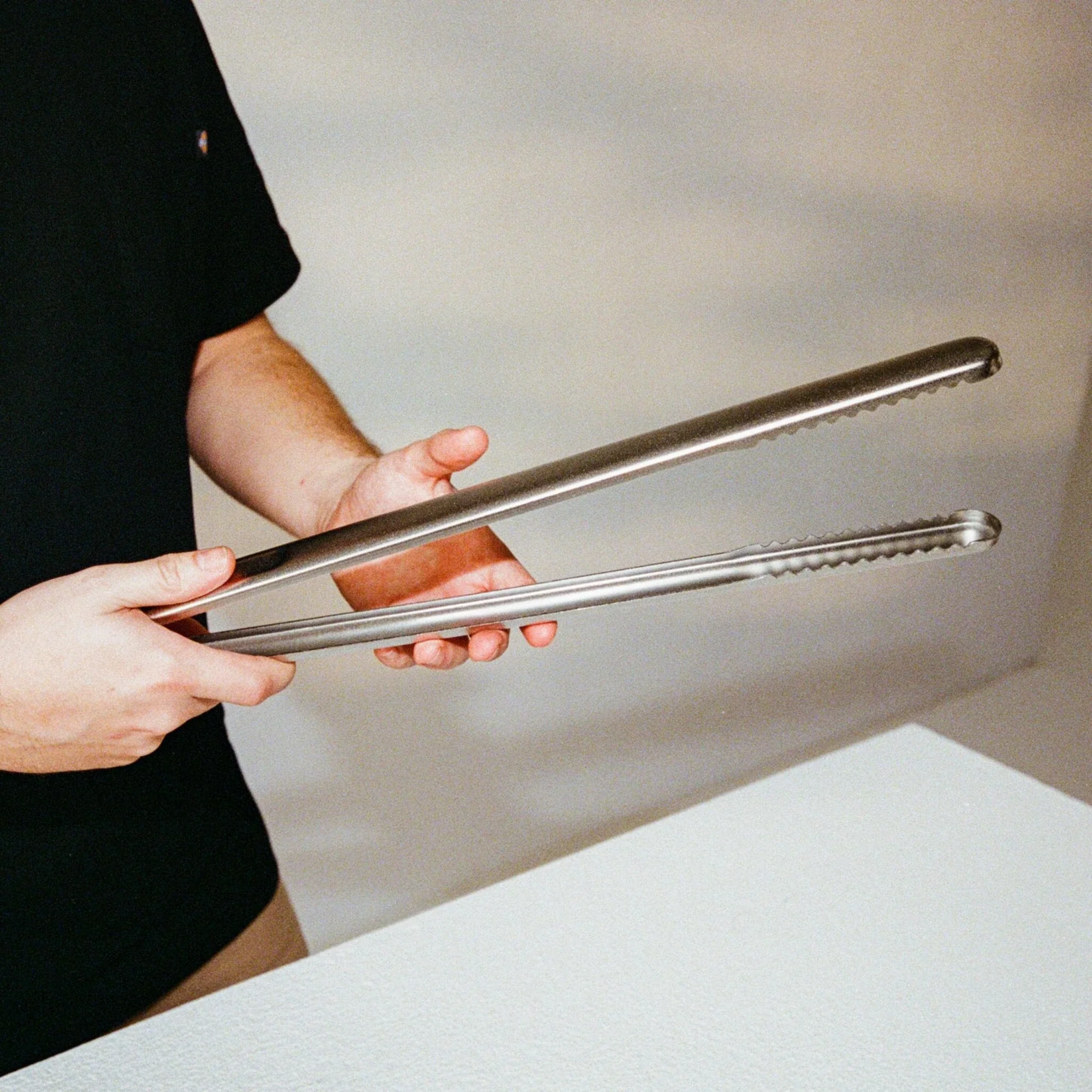 Gozney Live-Fire Tongs, Stainless Steel - Image 8