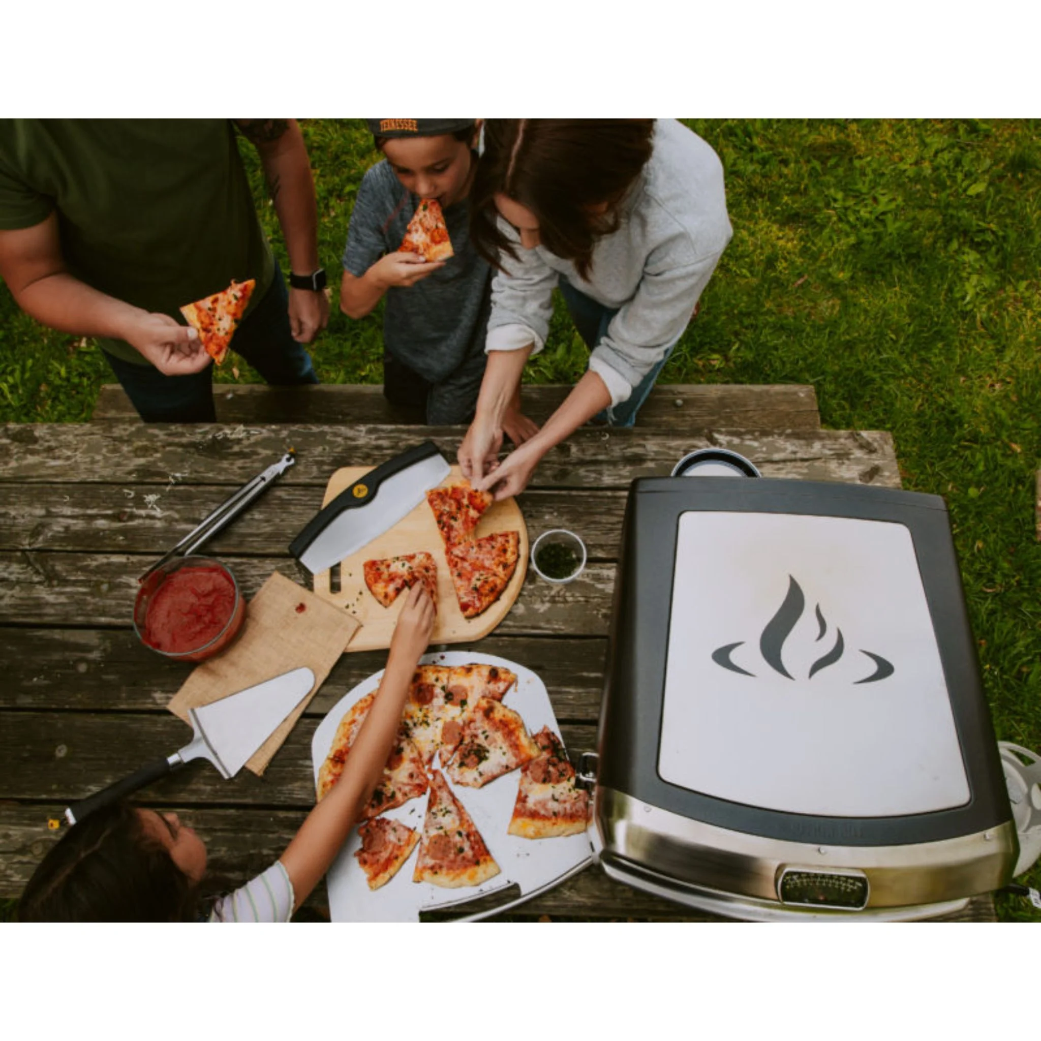 Halo HZ-3022 Cook + Serve Pizza Kit - Image 9