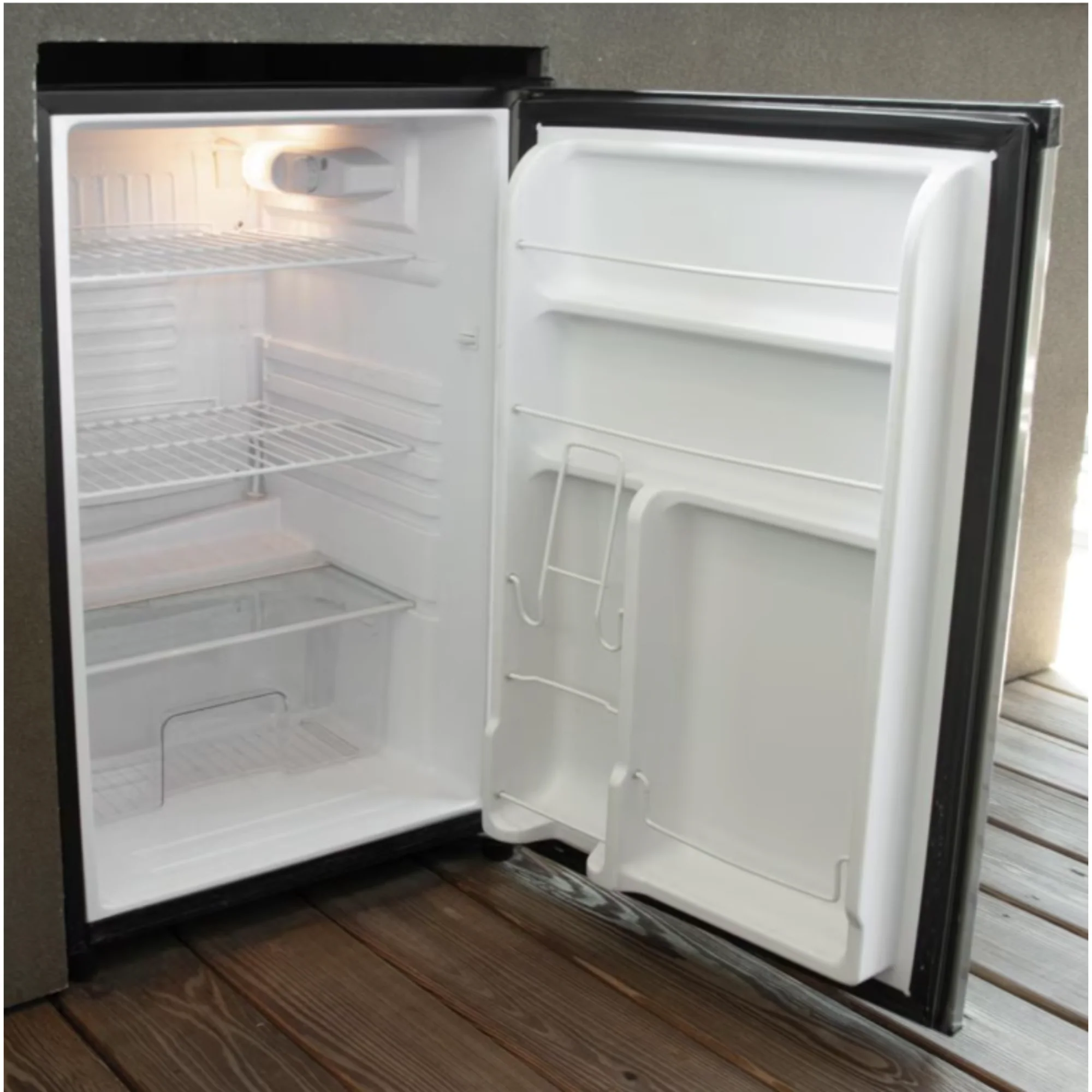 Lion Premium Grills Refrigerator 4.5 Cu. Ft. Stainless Steel Front Door - Image 3