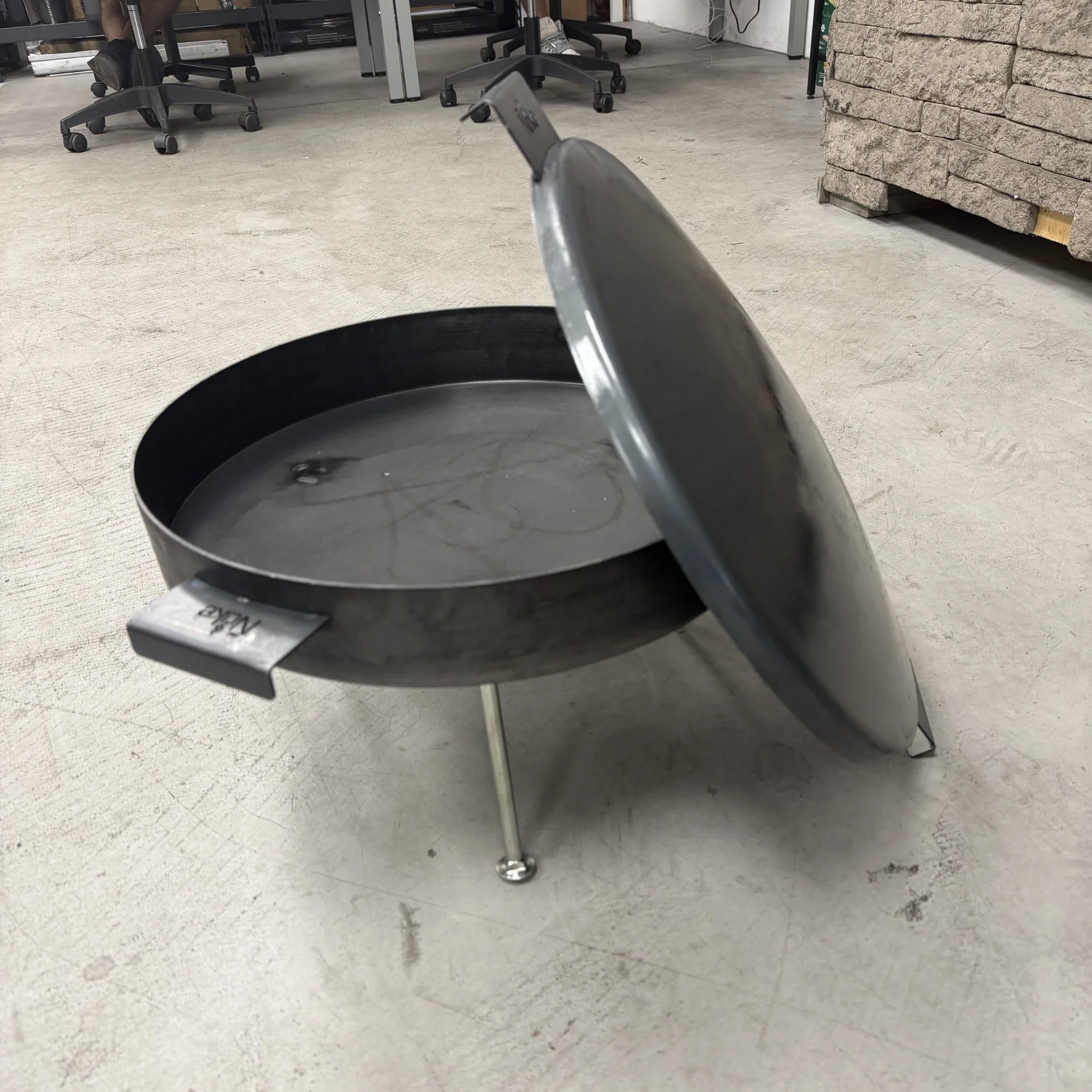 Nuke BBQ Plow Disc with Lid - Image 6