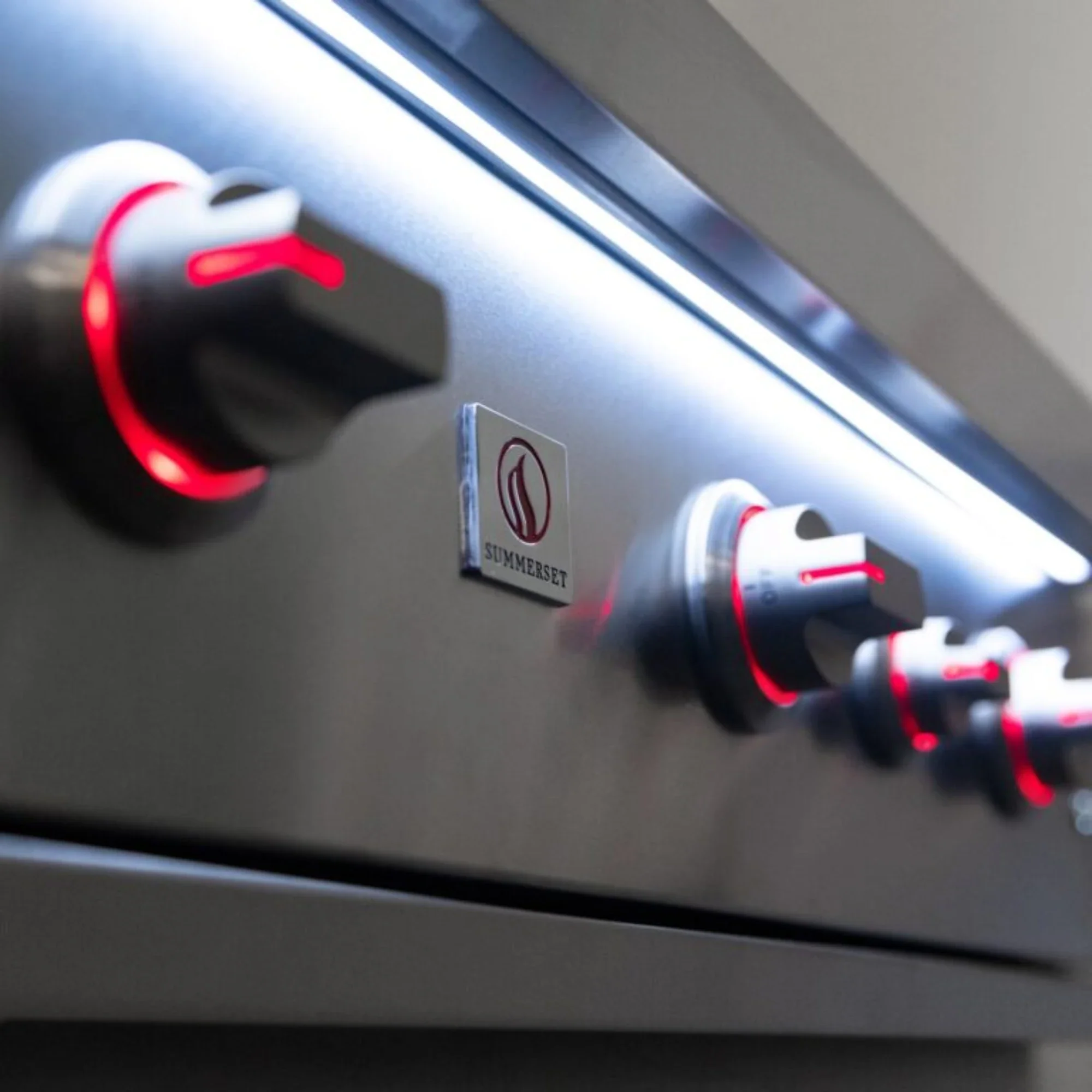 Summerset Quest 30-Inch Built-In Gas Grill - Image 12