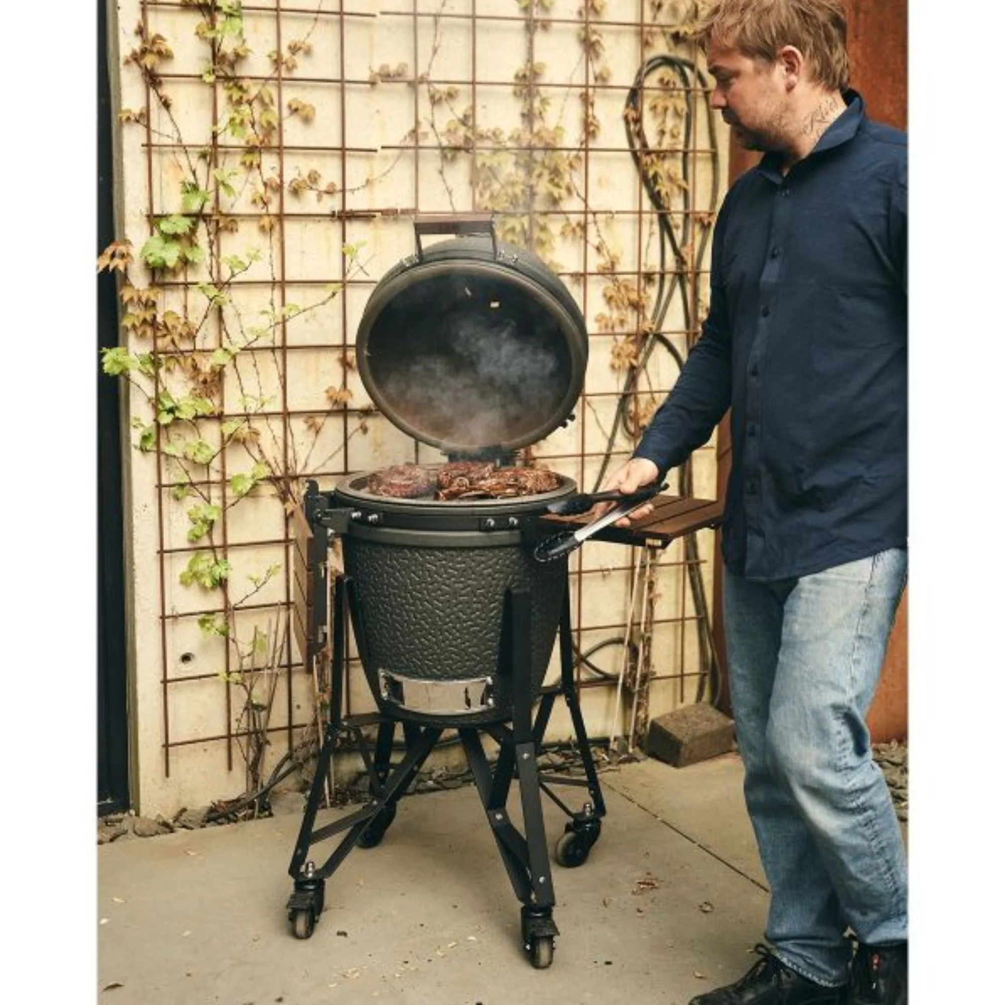 The Bastard Urban Medium Freestanding Kamado Grill - B Stock (Discontinued / New In Box) - Image 11